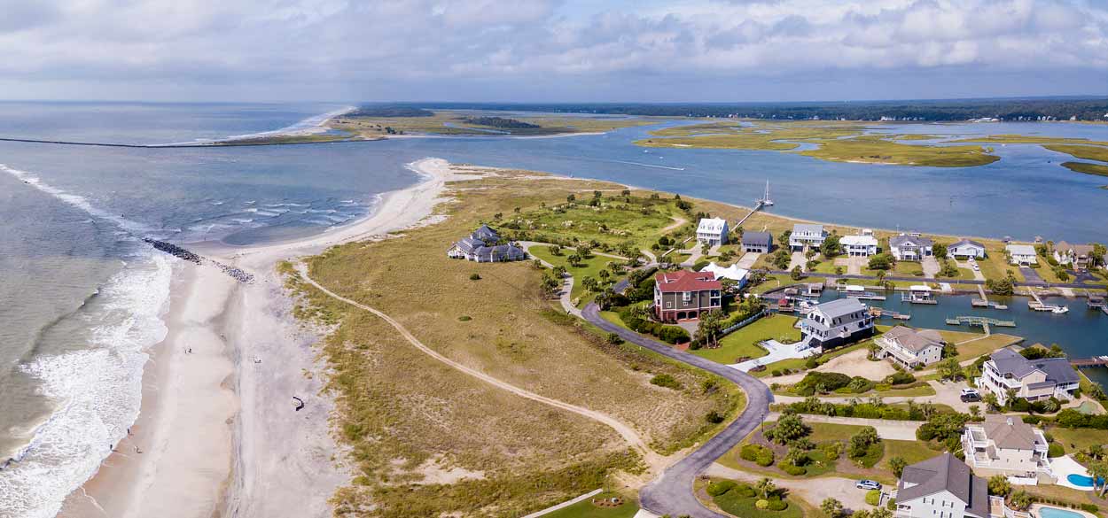 image-of-portion-of-myrtle-beach-south-carolina-shoreline-where-many-golf-resorts-and-relaxing-atmospheres-make-it-popular-travel-destination-for-timeshares