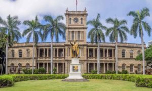 picture-of-front-entrance-to-court-on-hawaiian-island-for-blog-about-recent-timeshare-property-tax-assessment-lawsuit-with-maui-county-by-voc